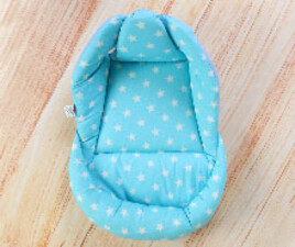 قنداق سوئیسی (تشک لبه دار) نوزادی