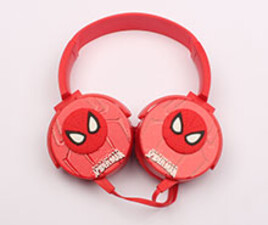 هدفون مرد عنکبوتی