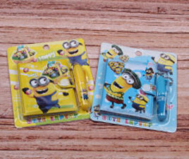 دفترچه یادداشت و خودکار مینیون
