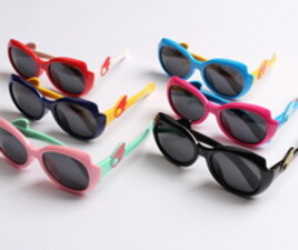 عینک آفتابی(8-5 سال)