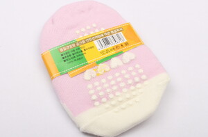 جوراب نوزادی استپ دار (3-1 ماه)