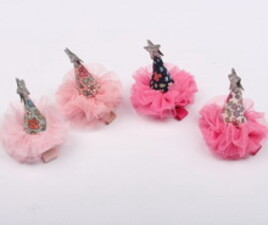 گل سر انبری کلاه