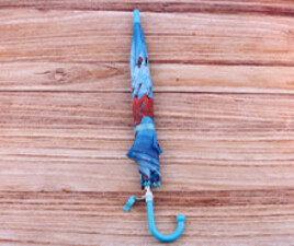 چتر مرد عنکبوتی