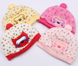 کلاه نوزادی (6-3 ماه)