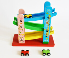 ریل چوبی سرسره ای