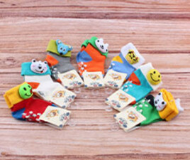 جوراب عروسکی استپ دار (12-6 ماه)