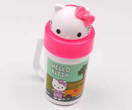 لیوان نی دار هلوکیتیHello kitty