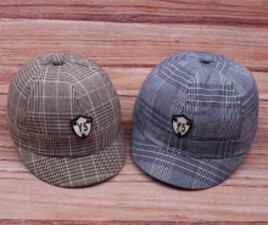 کلاه لبه دار (12-6 ماه)