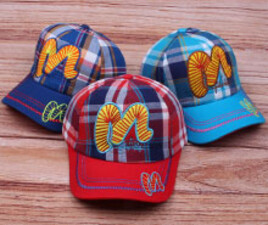 کلاه لبه دار (9-4 سال)