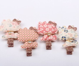 گل سر انبری hello kitty