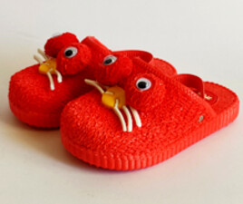 دمپایی جلوبسته پنگول ( قرمز)