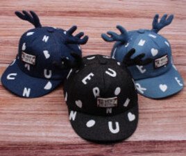 کلاه لبه دار (3-1 سال)