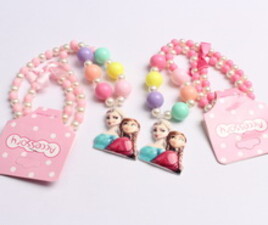 ست گردنبند و دستبند فروزن