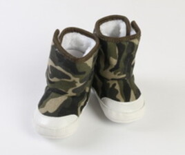 پاپوش طرح چکمه