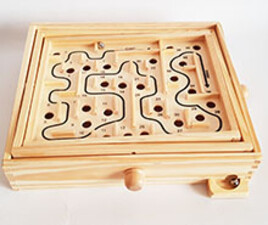 بازی دالانهای پیچ در پیچ