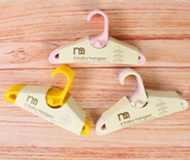 چوب لباسی 6 عددی mother care