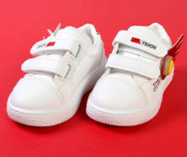 کفش چراغ دار