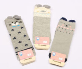 جوراب ساق دار (دارای رنگبندی 5-4 سال)