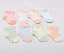 جوراب نخی (9-3 ماه)