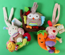 عروسک موزیکال نخ کش b b sky