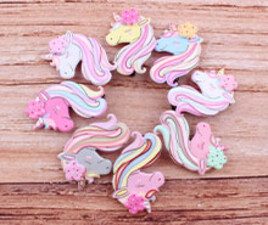 گل سر انبری اسب تک شاخ