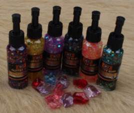 چسب مایع پولکی