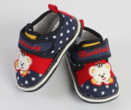 کفش سوتی badiwangzi