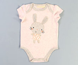 بادی first impressions