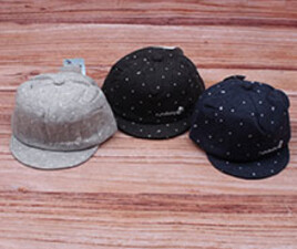 کلاه لبه دار (3-1 سال)