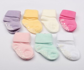 جوراب نوزادی استپ دار(3-0 ماه)