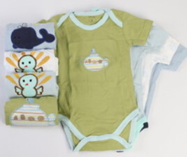 بادی و شلوار 6 ماه carter's