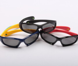 عینک آفتابی فیکساتور دار