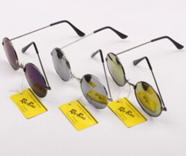 عینک آفتابی