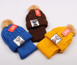 کلاه و شال گردن