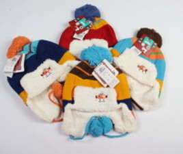 کلاه منگوله دار