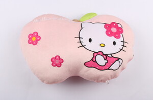 کوسنhello kitty