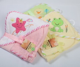 حوله کلاه دار و لیف carter's