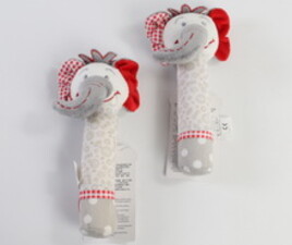 جغجغه ی سوسیسی fly by fly