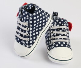 پاپوش نوزادی