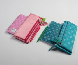 جامدادی و دفتر یادداشت و خودکار Rico