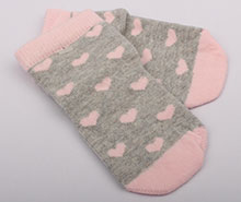 جوراب نوزادی ساق دار