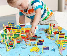 پازل چوبی نقشه جهان با پرچم