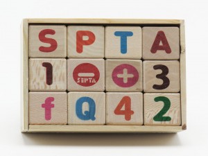مکعب های چوبی حروف و اعداد انگلیسی