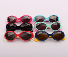 عینک آفتابی (24-6 ماه)