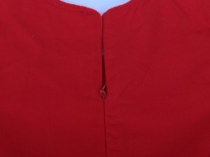 پیراهن دخترانه به رنگ قرمز