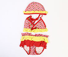 مایو دو تکه و کلاه shell