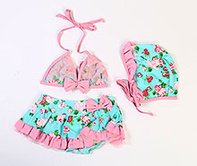 مایو دو تکه و کلاه