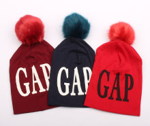 کلاه پوم پوم GAP (2-6سال)
