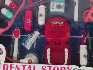 ست دندان پزشکی dental story