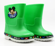 چکمه میکی موس سبز